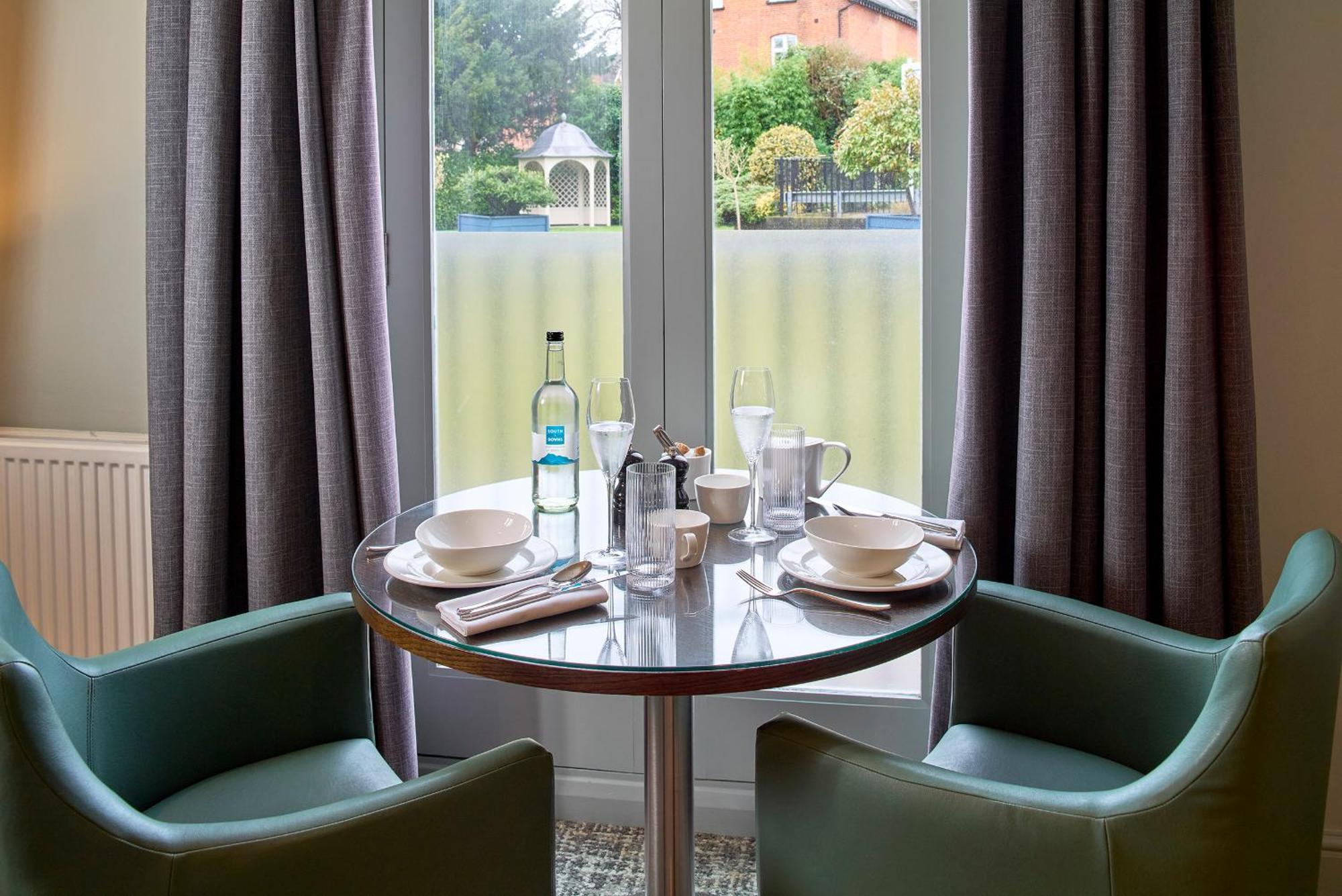 Mandolay Hotel Guildford Zewnętrze zdjęcie
